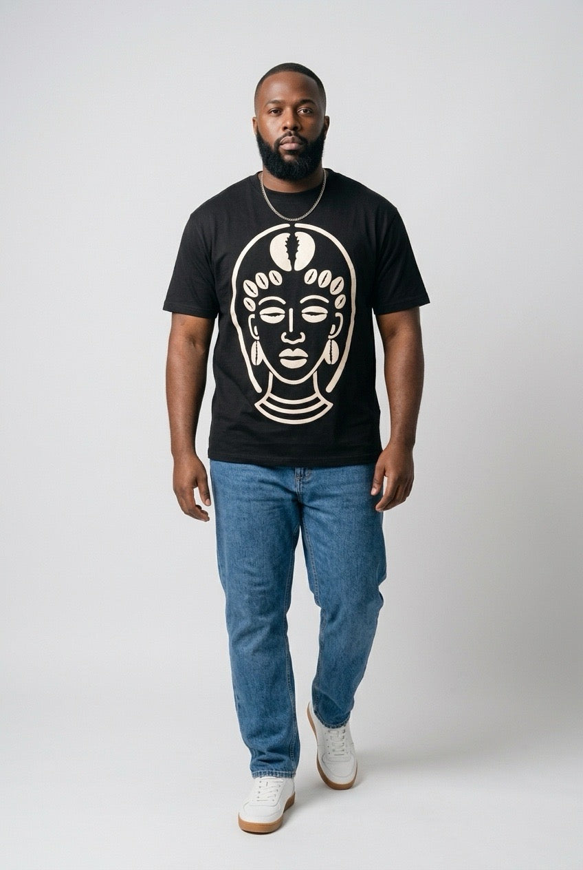 Queen Cowrie T-Shirt